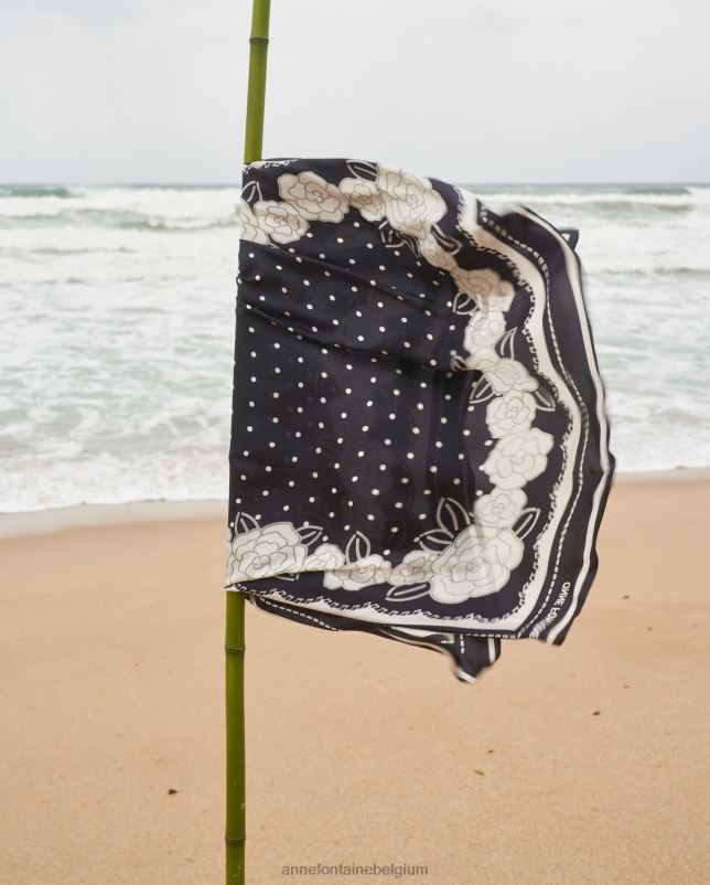 Anne Fontaine vrouwen Adrian sjaal bloemen en bamboe en zijden stola accessoires zwart wit 06TRT622