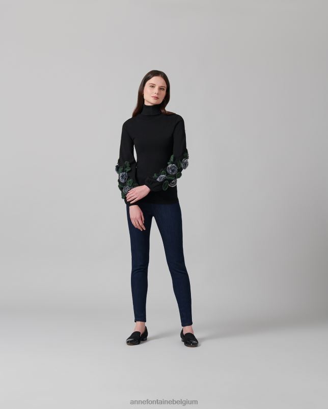 Anne Fontaine vrouwen cadans trui, coltrui met lange mouwen en bloemenapplicaties kleding zwart wit 06TRT491