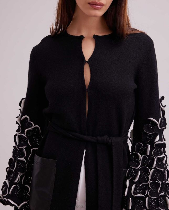 Anne Fontaine vrouwen laure trui gebreid vest met tweekleurige bloemblaadjes op de mouwen kleding zwart wit 06TRT472