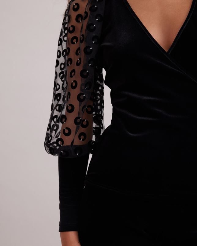 Anne Fontaine vrouwen royale top van fluwelen wikkeltop met doorzichtige volumineuze mouwen geborduurd met fluwelen cirkels kleding zwart 06TRT286