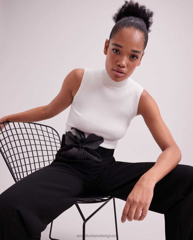 Anne Fontaine vrouwen solo top mouwloze gebreide coltrui met opstaande kraag kleding wit 06TRT269